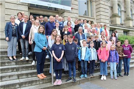 Waldschule Berumerfehn für plattdeutschen Unterricht ausgezeichnet