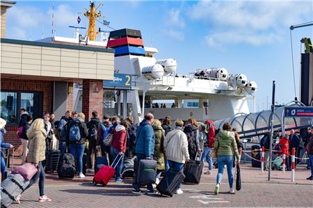 Norderney im Ausnahmezustand: 40000 Menschen stürmen auf die Insel