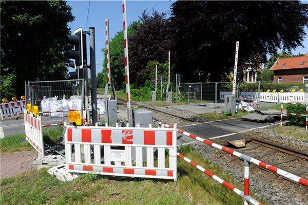 Norden: Bahnübergänge werden gesperrt Norden: Bahnübergänge werden gesperrt