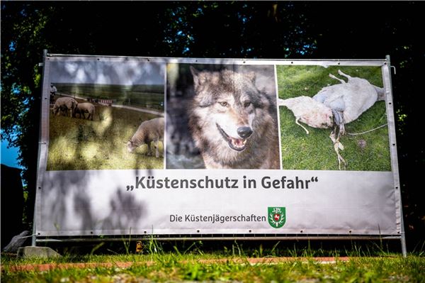 Die Plakate der Initiative der Jägerschaft.
