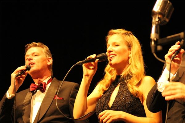 Glenn Miller Orchestra am 10. September 2023 im Theater an der Blinke in Leer  F...