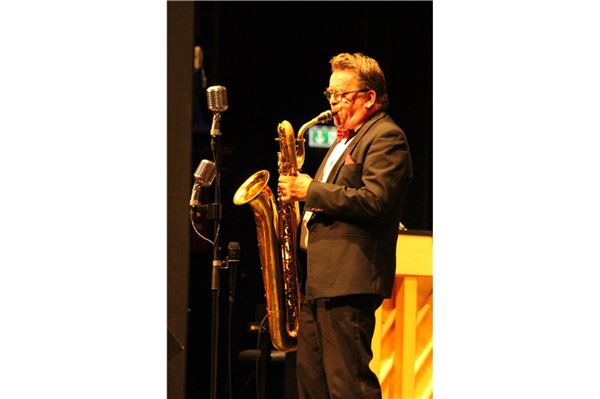 Glenn Miller Orchestra am 10. September 2023 im Theater an der Blinke in Leer  F...