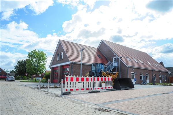 Mehrgenerationenhaus und Dorfplatz in Hagermarsch: Verzögerung durch kleinere Probleme Im Inneren des Soziokulturellen Mehrgenerationenhauses stehen noch einige Verbesserungsarbeiten an. Foto: Nina Lehmann