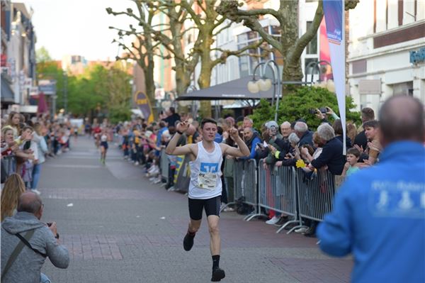 Verena Cordes und Andreas Kuhlen gewinnen den 43. Ossiloop