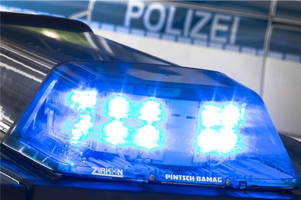 Polizeieinsatz in Aurich: Ein Mann drohte vier Kinder zu töten.