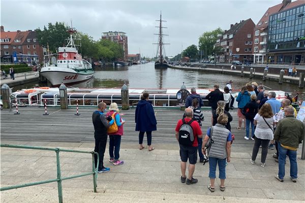 Touristen sind für Emden wichtig. Wie macht man für sie – und die Einheimischen – die Stadt attraktiv! Foto: Stefan Bergmann