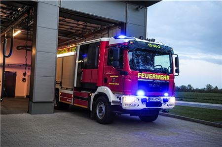 Unklare Rauchentwicklung im Sportheim war das Einsatzstichwort für die Feuerwehrleute.