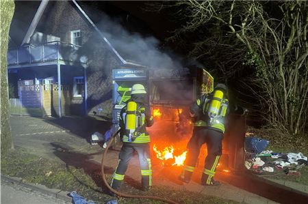 Am Silvestertag brannte in der Straße Im Spiet ein Altkleidercontainer.