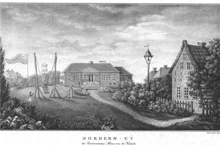 Ansicht des Conversationshauses von Norden mit dem zwischen 1816 bis 1819 geschaffenen Vorbau und der Freitreppe. Fotos: Archiv der Stadt Norderney