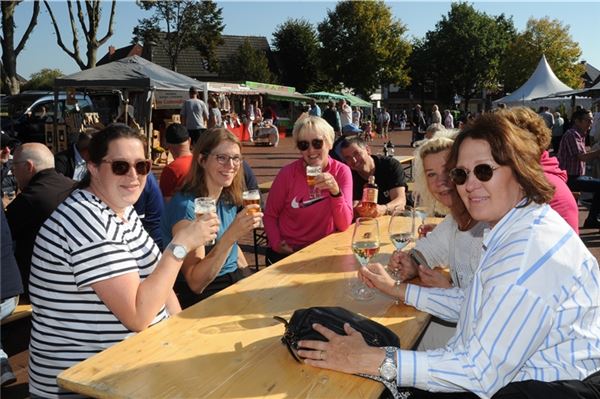 Goldener Herbst auf dem Marienhafer Bauernmarkt