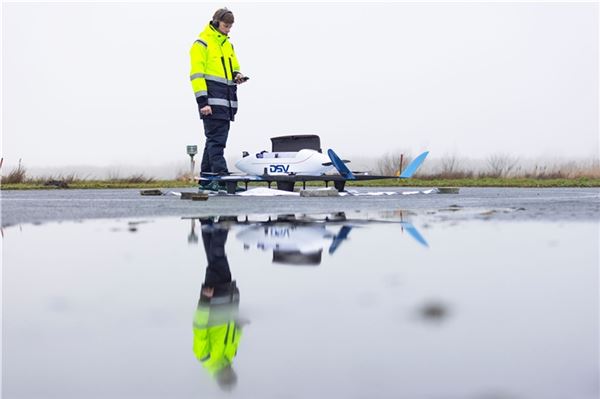 Mit der Frachtdrohne in den Windpark