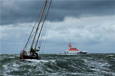 In Seenot bei Windstärke sieben