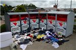 Altkleidercontainer werden zur Müllkippe – nicht nur in Norden