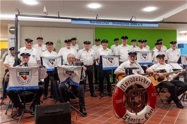 25 Jahre Norddeicher Shantychor – Jubiläum voller Seemannslieder 25 Jahre Norddeicher Shantychor – Jubiläum voller Seemannslieder
