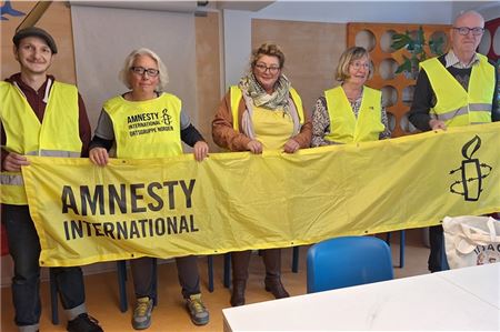 Ein Briefmarathon für die Menschenrechte