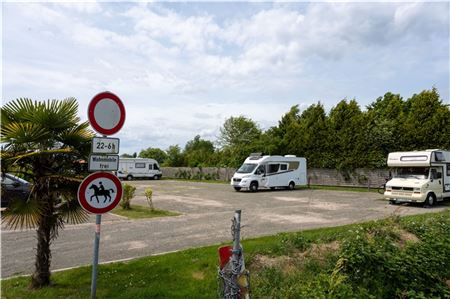 Streit am Großheider Kiessee: Verbot oder Gebühren?