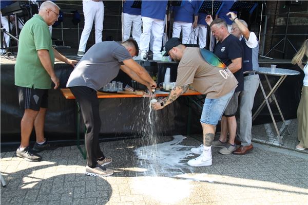 Das Hager Ortsfest 2024 lockte bei strahlendem Sonnenschein zahlreiche Besucher an