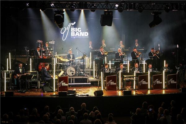 Bläserarrangements vom Feinsten: die Big Band der Bundeswehr.