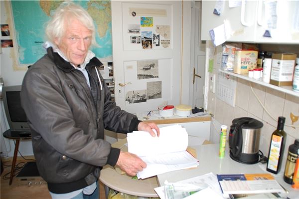 Boje Bruns sieht sich im Paragrafendschungel im Kampf gegen Windmühlen. Archivbild