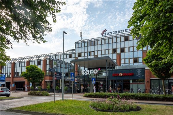 Das Auricher Einkaufszentrum caro freut sich über einen erfolgreichen Sommer und guten Zulauf. Foto: Ute Bruns