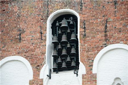 Das Glockenspiel am Turm neben der Ludgerikirche wurde 1992 installiert und muss nun modernisiert werden.