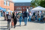 Der Besucherstrom auf dem Großheider Campus riss während des gesamten Tages nicht ab. Fotos: Hinrich Saathoff