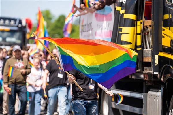 Der CSD in Aurich: Die Teilnehmerzahlen in Ostfriesland wachsen.