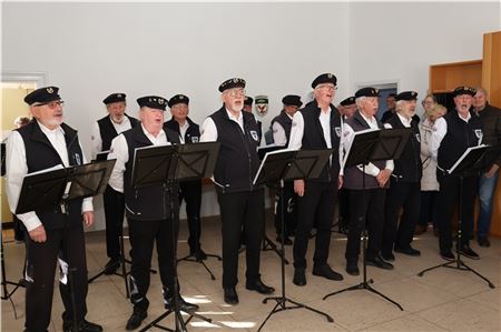 Der Norddeicher Shanty-Chor hat in den vergangenen Monaten Räume der Alten Schule in Norddeich renoviert.