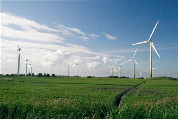 Der Rat der Stadt Norden hat neue Flächen für Windkraftanlagen beschlossen.