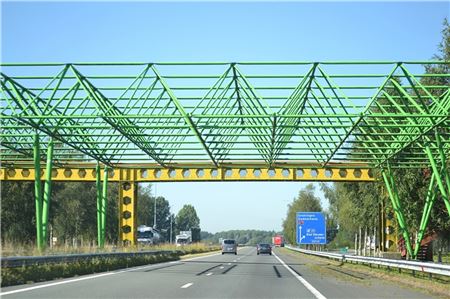 Deutsch-niederländische Grenzstation bei Bunde/Bad Nieuweschanz. Zur Fußballeuropameisterschaft wird es dort umfangreiche Kontrollen geben.