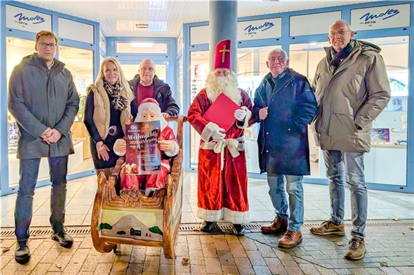 Die Interessengemeinschaft Marienhafe lädt zum festlichen Beisammensein ein. 