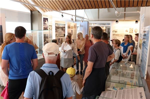 Die Kurzvorträge zur aktuellen Ausstellung „Paläste für Gäste“ fanden ein breites Publikumsecho. Fotos: Antje Köser