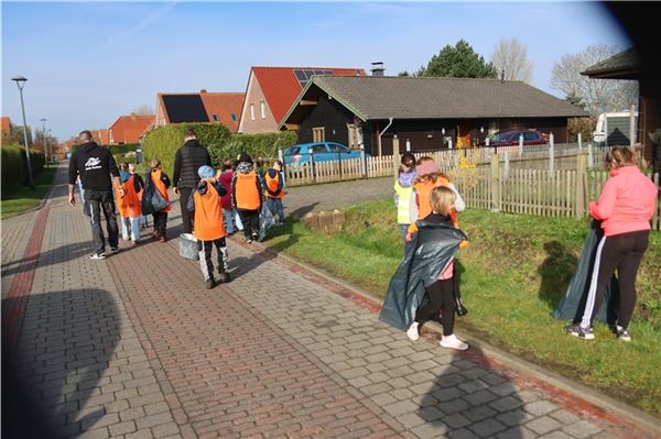 Gemeinde Großheide: Bürger vereinen sich für saubere Straßen