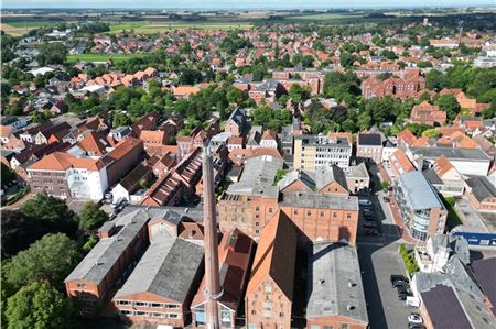 Die Neugestaltung des ehemaligen Doornkaat-Areal nimmt Fahrt auf. Archivfoto: Martin Stromann