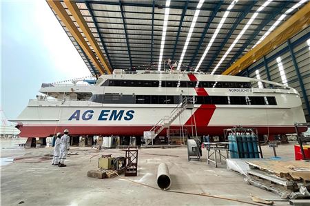 Die „Nordlicht II“ soll ab Juli im Linienbetrieb von Cuxhaven aus Richtung Helgoland starten.