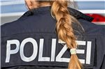 Die Polizei bittet in beiden Fällen um Hinweise.