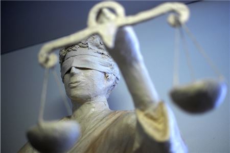 Die Statue der Justitia. 