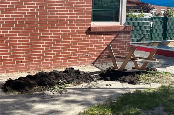 Nach Zerstörungstour im Kindergarten: Die Täter sind ermittelt Die Vandalen beschädigten Spielgeräte und Einrichtungen.