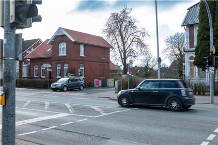 Die Verkehrssituation am Addinggaster Weg könnte verbessert werden.