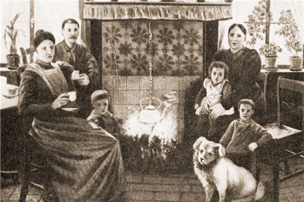 Sind wir Ostfriesen etwa doch keine Tee-Weltmeister? Diese ostfriesische Familie wusste ihren Tee schon um 1900 zu schätzen. Postkarte