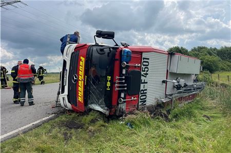 Ein Löschfahrzeug wurde bei einem Unfall im Juni dieses Jahres schwer beschädigt – jetzt wird ein Ersatzfahrzeug erwartet.