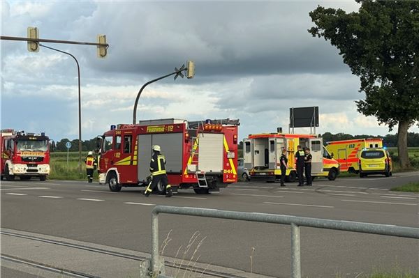 Schwerer Verkehrsunfall in Südbrookmerland endet tödlich Ein Motorradfahrer aus Hage verstarb bei dem Unfall.