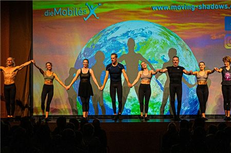 Eine Attraktion erwartet die Besucher im Kurtheater: „Die Mobilés“ haben sich angesagt. Fotos. privat