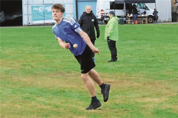 Engagiert. Auch der Ostermarscher Joel Koch nahm am der Championstour in Bohlenbergerfeld teil. Foto: Wolfgang Böning