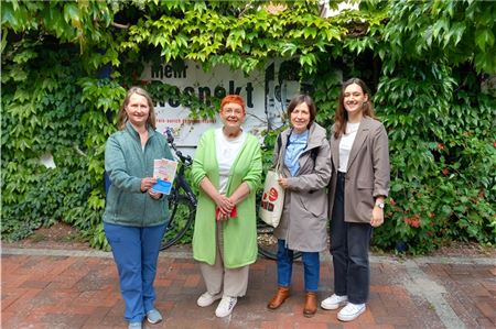 Eva Mathias (v. l.), Kerstin Marewski, Gabriele Winter-Lüken und Lea Glahn wissen um die Vorteile des Projektes Familienlotsen, das von ehrenamtlichen Mitarbeitern lebt. Foto: Christian Schmidt