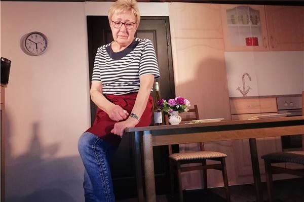 Frauke Petersen ist mit ihrem Dasein als Hausfrau alles andere als zufrieden. Foto: Eva Requardt-Schohaus