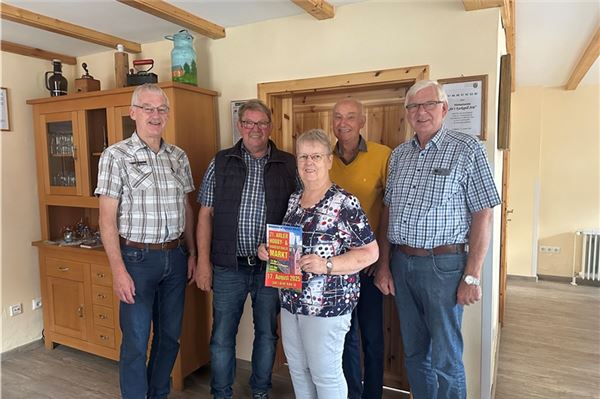 Handwerk erleben, Tradition genießen Freut sich auf den morgigen Tag: der Vorstand des Heimatvereins för’t Karspill Arle.