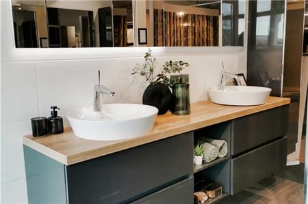 Für die Gestaltung eines neuen Badezimmers bietet Trauco Plus eine vielfältige Auswahl an. Fotos: privat