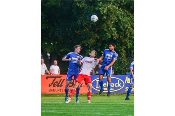 Halbfinale Ostfriesland-Cup Süderneulander SV - SV Großefehn