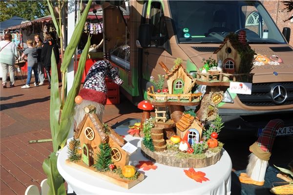 Handgefertigte Dekoration aus Holz.